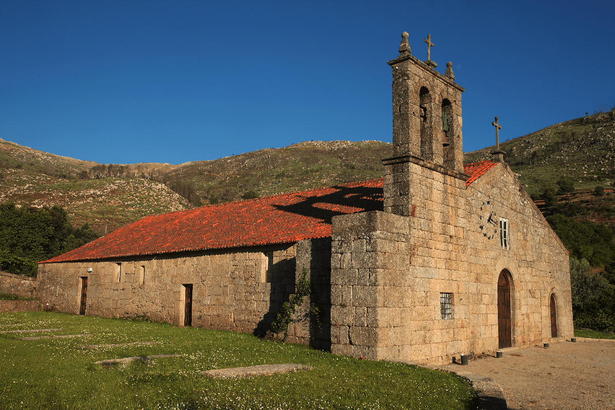 Igreja de Nossa Senhora do Rosário - Valezim